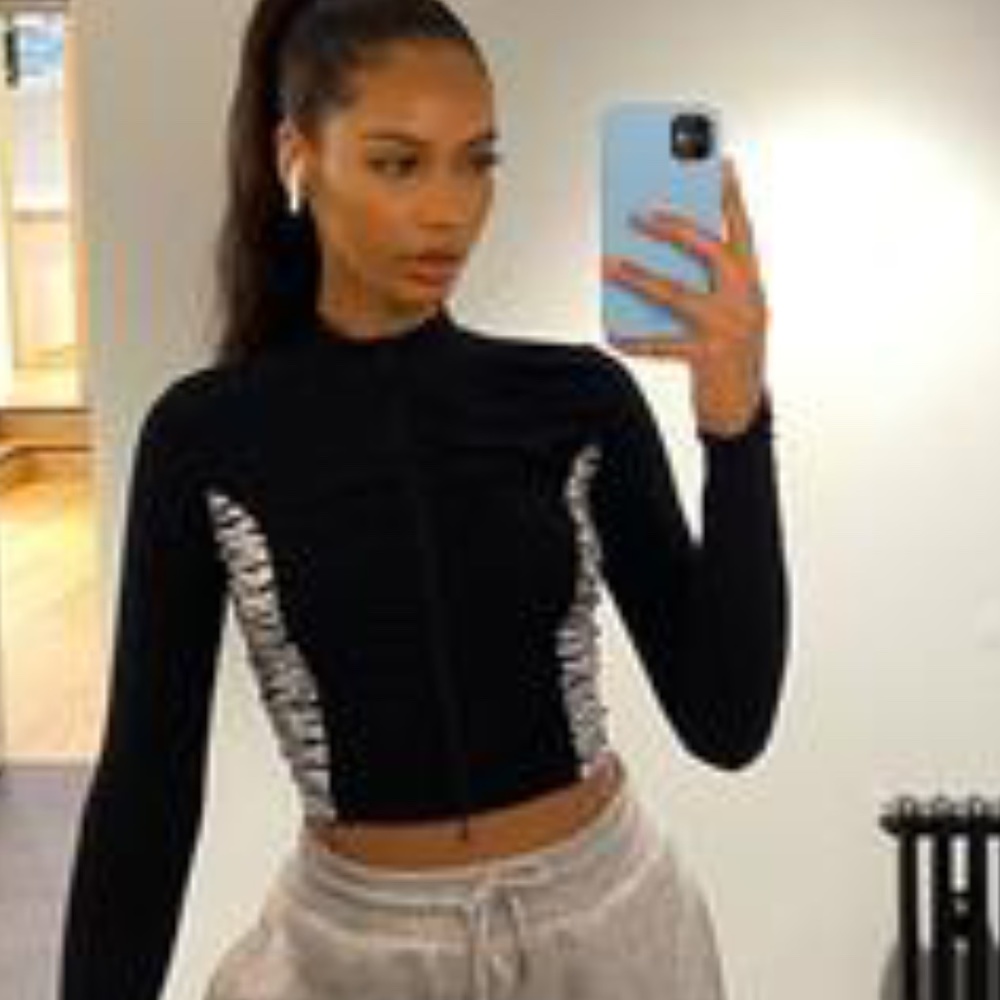 AFTER XMAS CLEARANCE SALE!! Cropped zebra print top